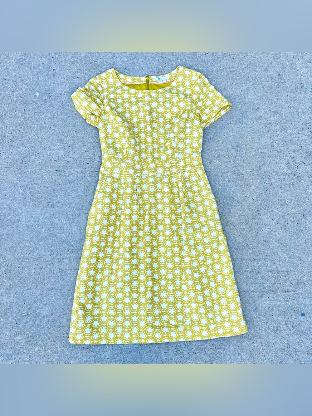 BODEN Mustard Yellow Daisy Flower Fitted Dress size 4R